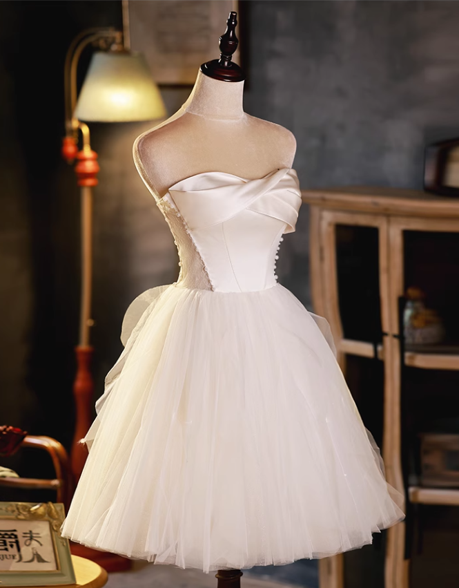 Elegant White Simple Design Satin Mesh Sleeveless Strapless Homecoming Dress TP3468