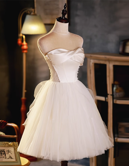 Elegant White Simple Design Satin Mesh Sleeveless Strapless Homecoming Dress TP3468