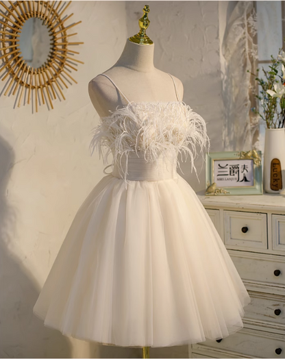 Charming White Soft Feather Design Elegant Mesh Spaghetti Strap Homecoming Dress TP3486