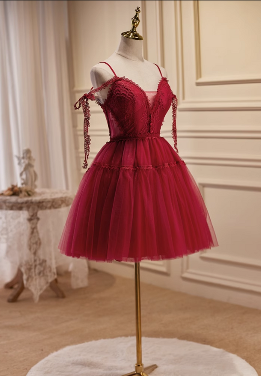 New Fashion Wine Red Lace Design Elegant Mesh Spaghetti Strap Homecoming Dress TP3491