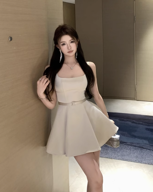 Fashion White Satin Irregular Ruffled Hem Design A-line Halter Homecoming Dress TP3691