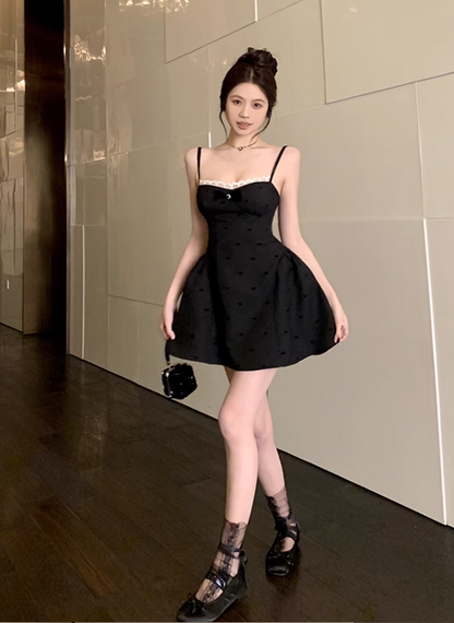 Vestido de fiesta de encaje con escote en A, tirantes finos, espalda descubierta y lazo, color negro, TP3692