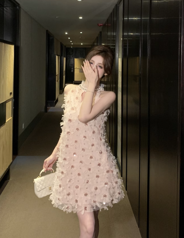 Fashion Pink Sequin Tulle Design A-line Sleeveless Strapless Homecoming Dress TP3697