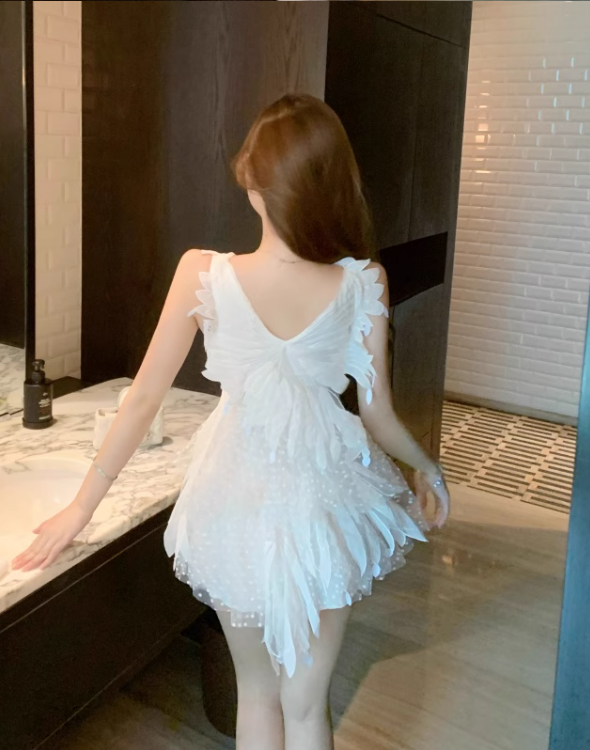 New Style White Tulle V-neck Design A-line Sleeevless Homecoming Dress TP3705