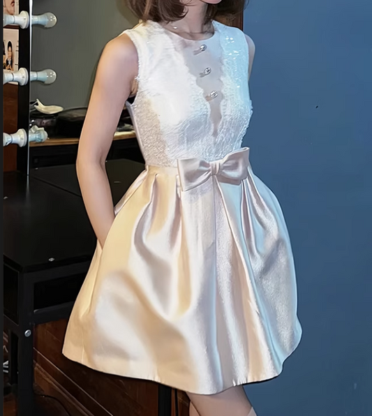 Beautiful Champagne Satin Lace Bow Design A-line Sleeveless Homecoming Dress TP3772