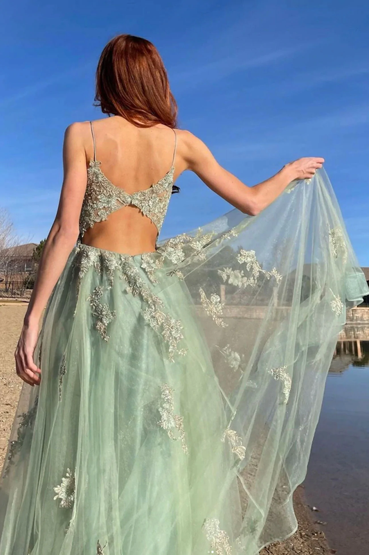 Green V-neck Tulle Lace Appliques Long Prom Dress   gh2211
