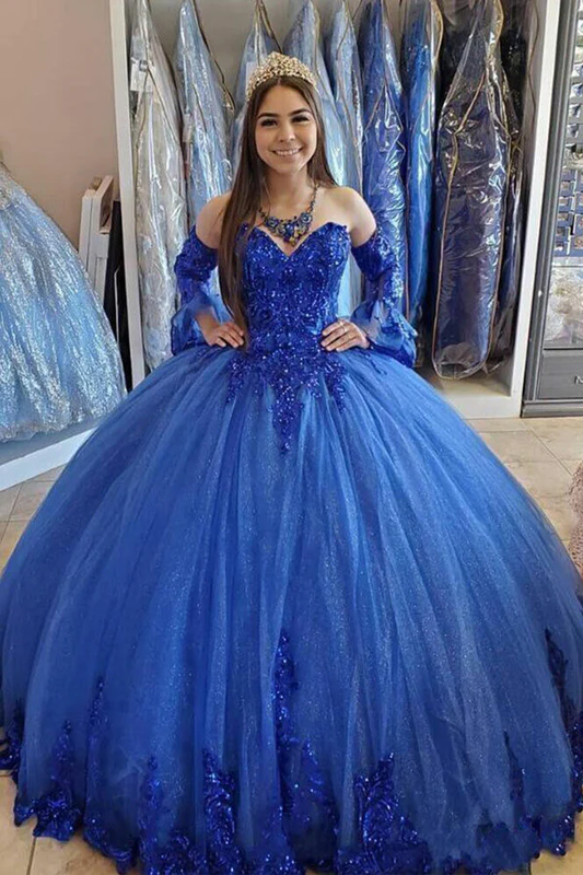 Vestido de quinceañera azul real con mangas largas desmontables