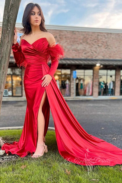Red Sweetheart Slit Satin Long Prom Dresses with Detachable Feathers Sleeves GP483