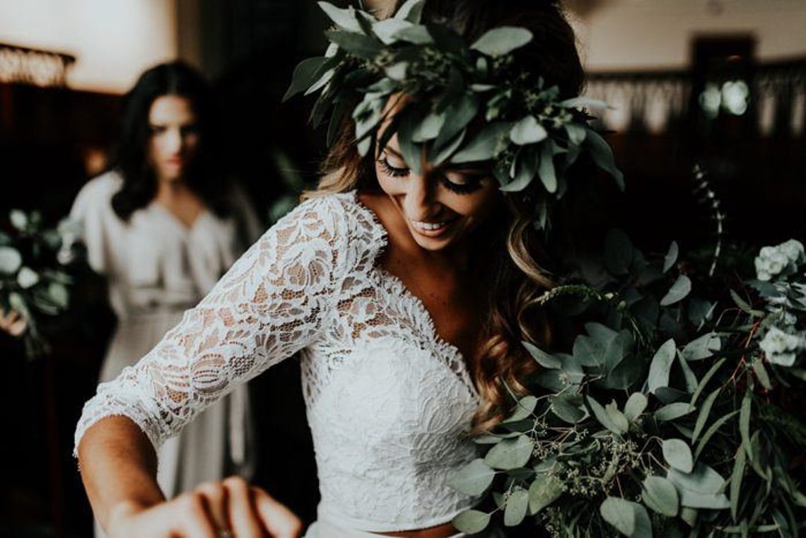 Vestido de novia informal de dos piezas con top de encaje rústico bohemio y mangas 3/4