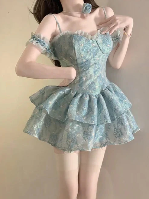 Retro Light Blue Floral Spaghetti Strap Design A-line Mini 16th Birthday Party Dress Tiered Homecoming Dress TP4048