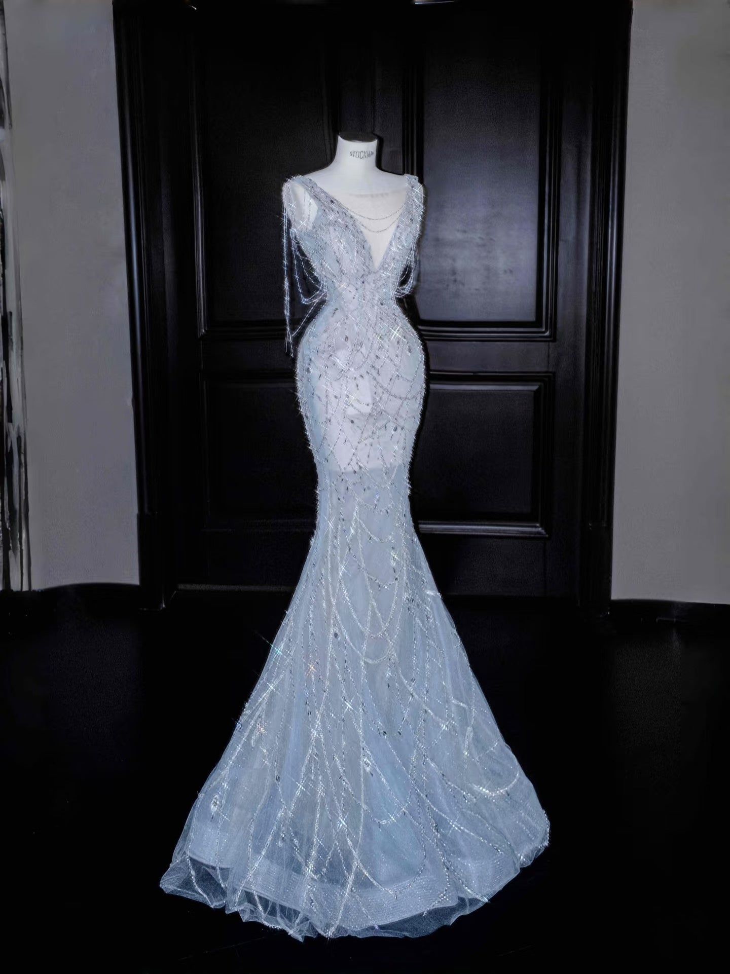 Hermoso vestido de fiesta largo con escote en V y cuentas plateadas, estilo sirena, DP2718