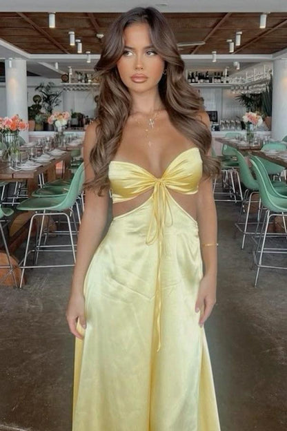 Vestido formal de corte A con lazo en la espalda, sin tirantes, color rosa. Vestidos de fiesta elegantes.
