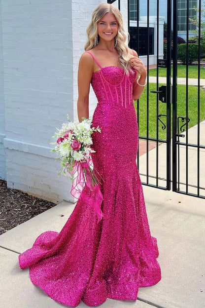 Vestido formal largo con tirantes y lentejuelas azul claro con cuentas