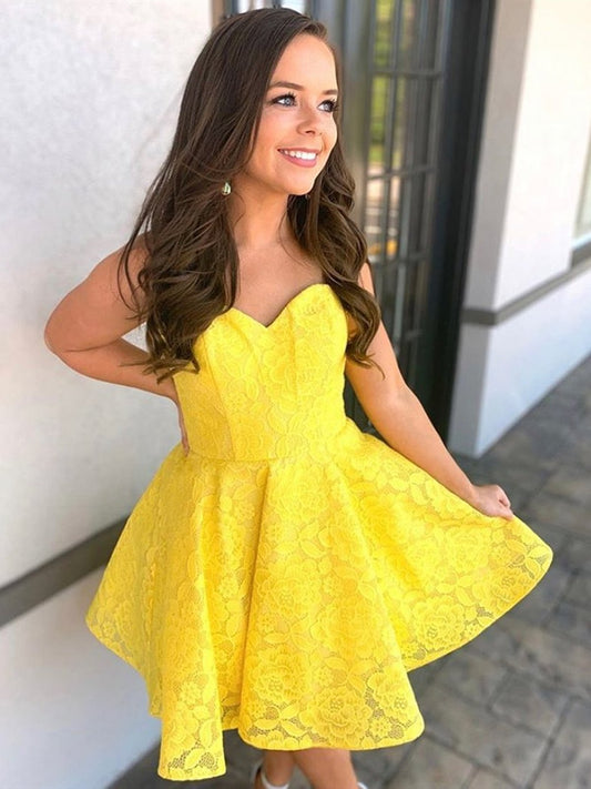 Vestidos de fiesta cortos de encaje amarillo con escote corazón, vestidos de graduación cortos de encaje amarillo