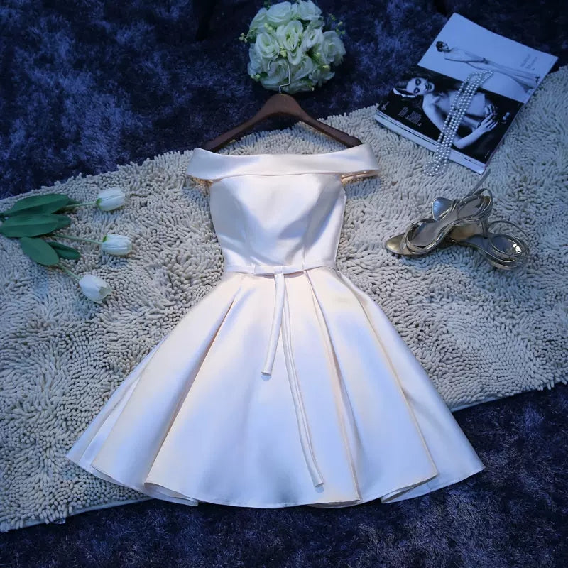 Simple Satin Hoco Dress Short Homecoming Dresses SH141