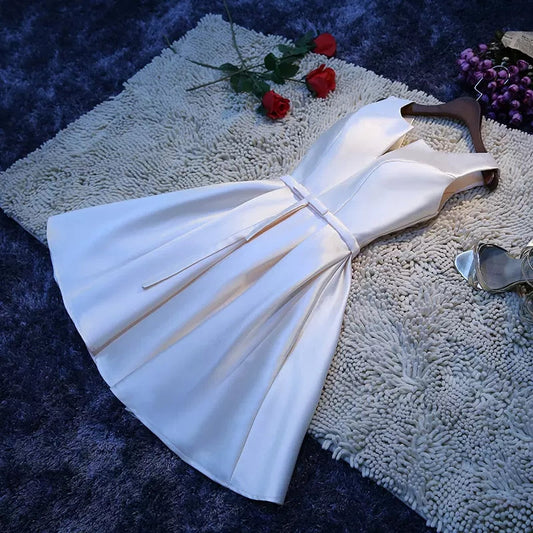 Simple Satin Hoco Dress Short Homecoming Dresses SH142