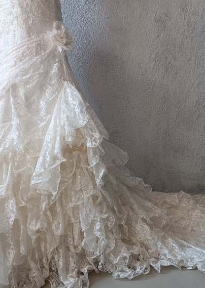Vintage Mermaid Sweetheart Neck Ivory Lace Long Sweep Wedding Dress SH2155