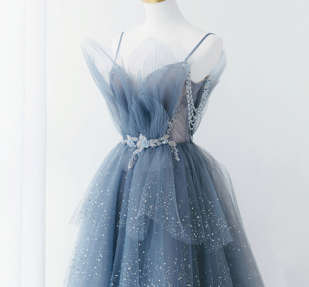 Hermoso vestido de fiesta de tul azul brillante con cuentas, vestido formal escalonado con diamantes de imitación TP01