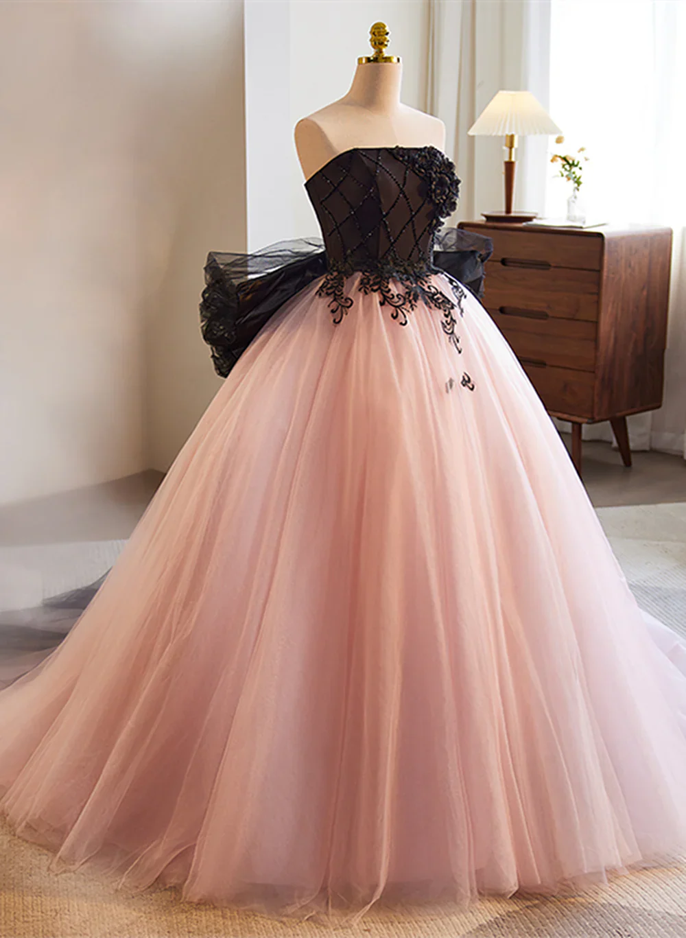 Hermoso vestido formal de tul con encaje rosa y negro, para quinceañeras, TP1237