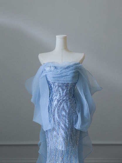 Elegante vestido de noche largo de tul con cuentas y corte en A en azul, sin tirantes, TP1447
