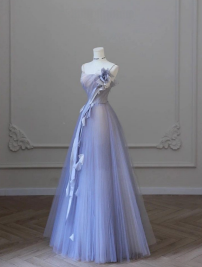 Vestido de fiesta largo morado de tul con tirantes finos y flores 3D TP1534