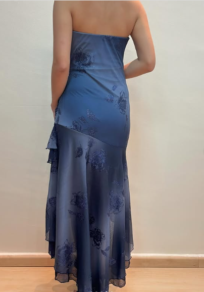 Vestido de fiesta azul de corte A sin tirantes con apliques de encaje TP1826