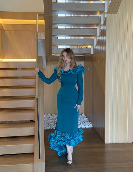 Elegante vestido de noche azul de corte sirena, manga larga, falda irregular, TP1953
