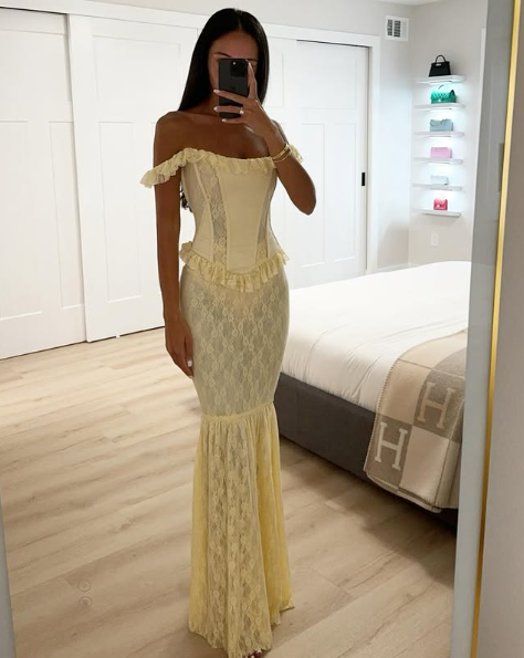 Elegante vestido de noche amarillo claro de dos piezas con encaje de sirena y escote en V TP1966