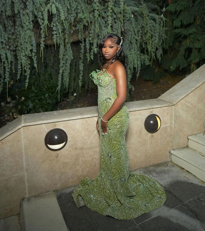 Vestido de noche formal de sirena verde encantador con hombros descubiertos, cuentas y lentejuelas, largo hasta el suelo, TP2008