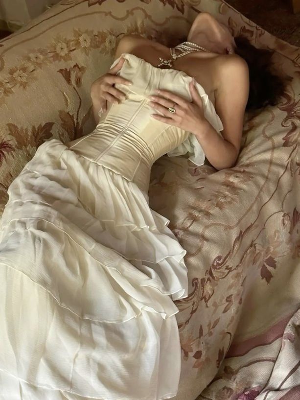Elegante vestido de novia color marfil sin tirantes, corte A, de tul, TP2034