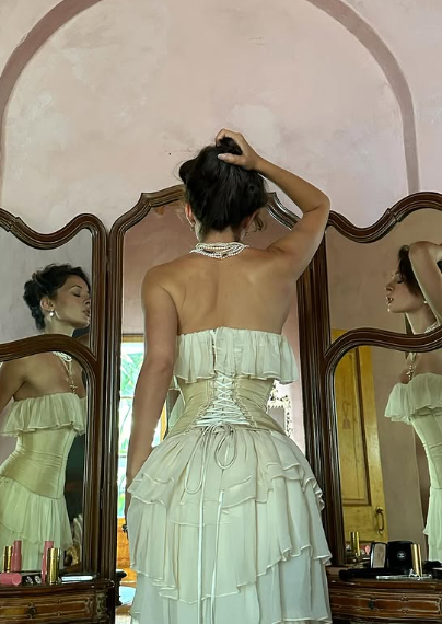 Elegante vestido de novia color marfil sin tirantes, corte A, de tul, TP2034
