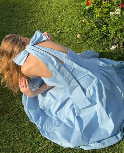 Vestido de fiesta azul elegante con tutú, hombros descubiertos, sin mangas, espalda descubierta y cordones TP2037