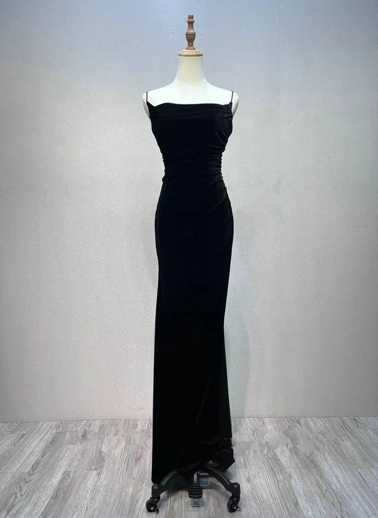Vestido de fiesta largo de terciopelo negro con corte sirena y tirantes negros, vestido formal de graduación TP2146