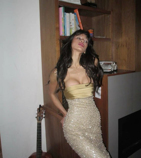 Elegante vestido de noche de sirena dorado sin tirantes y largo hasta el tobillo con perlas TP2163