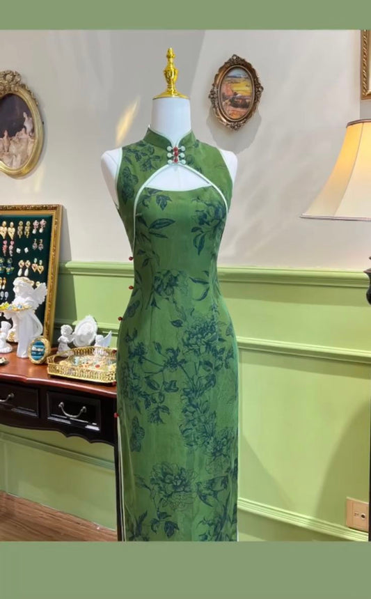 Elegante vestido de noche verde sirena sin mangas con abertura y escote halter TP2182