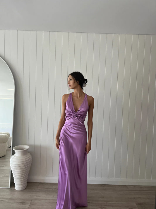 Elegante vestido lila con cuello halter, escote en V, sin mangas, de satén, vestido formal, vestido de fiesta, vestido de noche TP2195