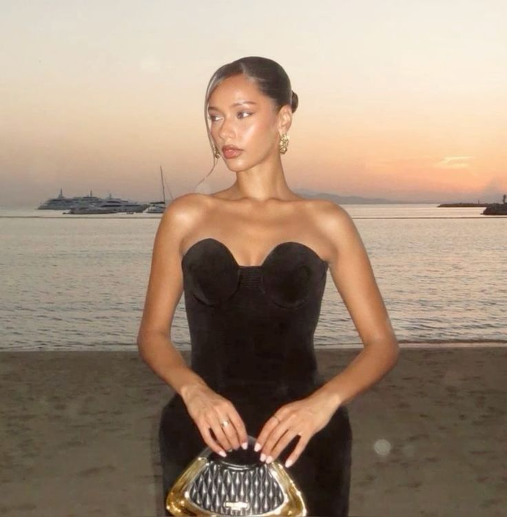 Simple Black Sleeveless Velvet Short Ball Gown Evening Dress TP2226