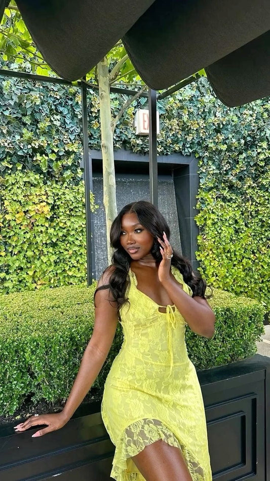 Hermoso vestido de noche amarillo sin tirantes, de encaje, de corte alto y bajo, TP2275