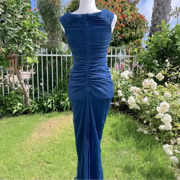 Vestido de noche vintage azul marino sin tirantes, sin mangas, con volantes y corte sirena de tul TP2317