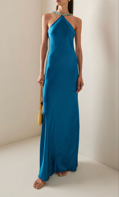 Elegante vestido de noche azul de satén con cuello halter y corte sirena, TP2325