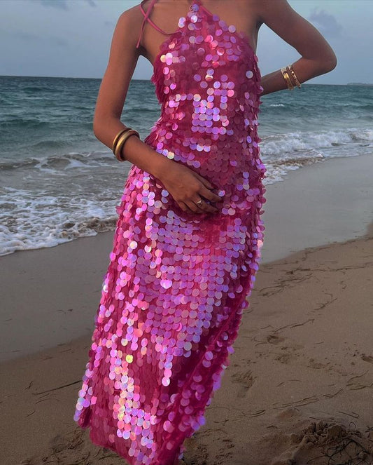 Hermoso vestido de fiesta rosa intenso con lentejuelas, sin mangas, espalda descubierta y largo hasta los tobillos TP2337