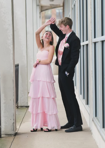 Elegante vestido de fiesta rosa sin tirantes, corte A, con capas y largo hasta los tobillos, para dama de honor TP2395
