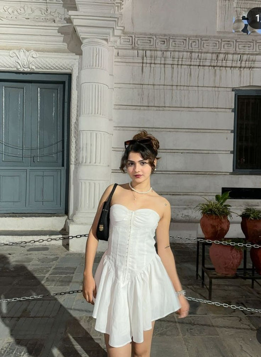 Elegant White Strapless Sweetheart Neck A-Line Short Party Dress Homecoming Dress TP2479