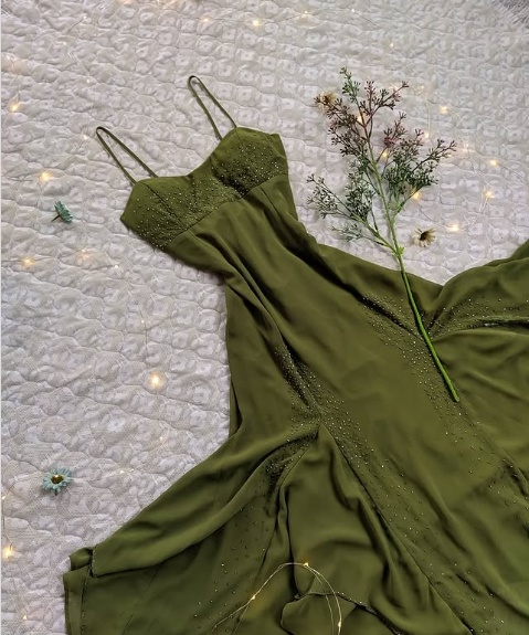 Vestido de noche clásico suave, sin tirantes, corte A, de gasa verde con cuentas, TP2502