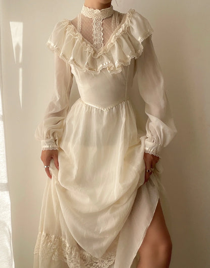 Vestido de novia vintage color marfil con cuello alto, manga larga y encaje, corte A, TP2544
