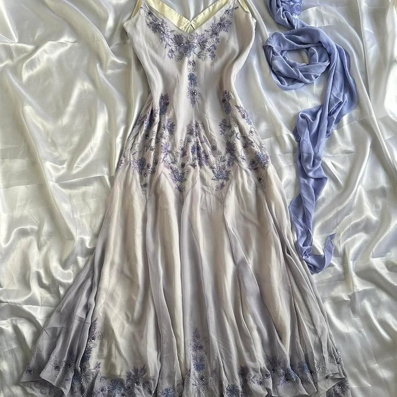 Vestido de noche vintage de gasa con cuentas, sin mangas y sin tirantes, TP2605