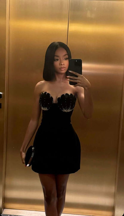 Elegante minivestido de fiesta de terciopelo negro sin tirantes, vestido de noche TP2639