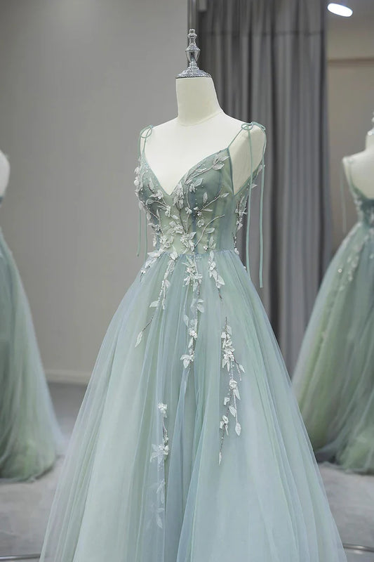 Hermoso vestido de noche largo de tul con escote en V y corte A sin tirantes TP2678