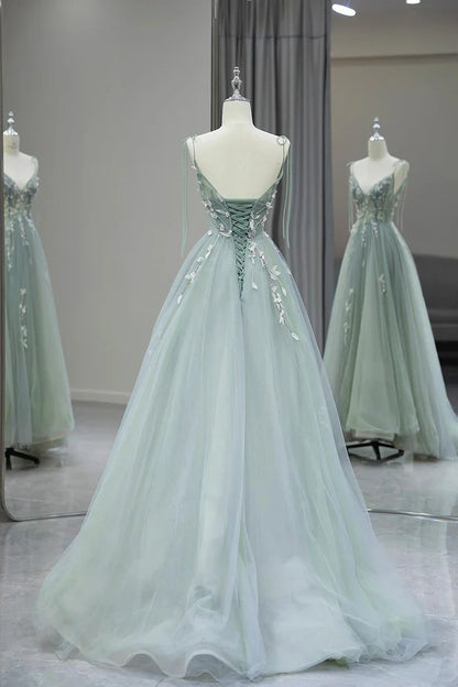Hermoso vestido de noche largo de tul con escote en V y corte A sin tirantes TP2678