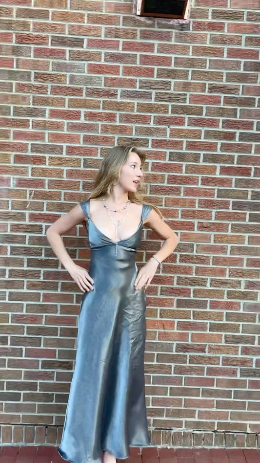 Elegante vestido de fiesta largo de satén con escote en V en gris plateado, vestido de noche, vestido de graduación TP2751